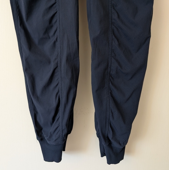 lululemon athletica Womens 2 Dance Studio Joggers Blue Activewear Athleisure - Picture 2 of 8